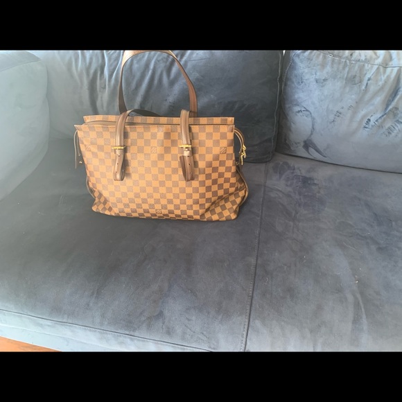 Almost New - Picture 2 of 5